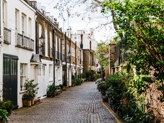 Mews houses cobbles