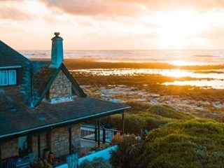 holiday home on a cliff